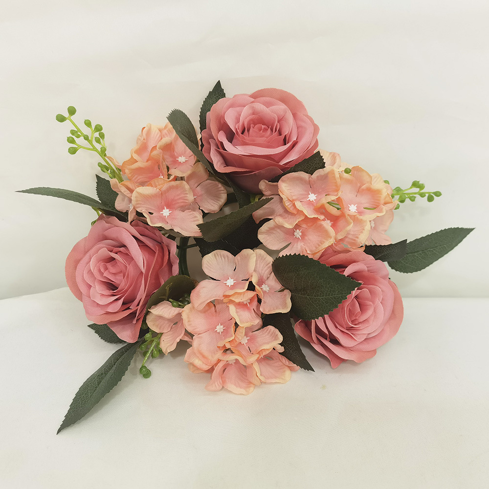 Realistic Rose Garland Floral  - огляд і ціна Candle Supplies Luxury
